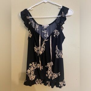 Cute Black & Cream Dress Top S Like New